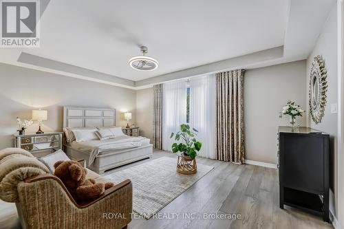 25 Thompson Way, Springwater, ON - Indoor Photo Showing Bedroom