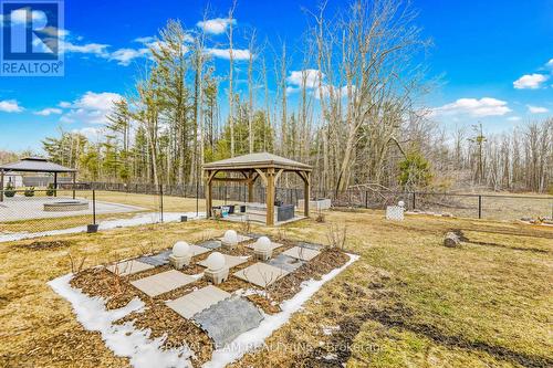 25 Thompson Way, Springwater, ON - Outdoor