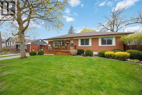 1183 MARQUETTE COURT  Sarnia, ON N7V 3X9