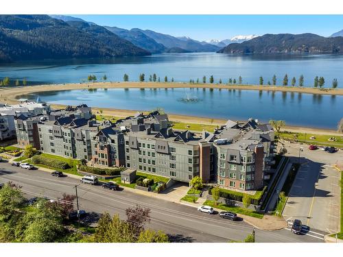 123 378 ESPLANADE AVENUE|Harrison Hot Springs  Harrison Hot Springs, BC V0M 1A3