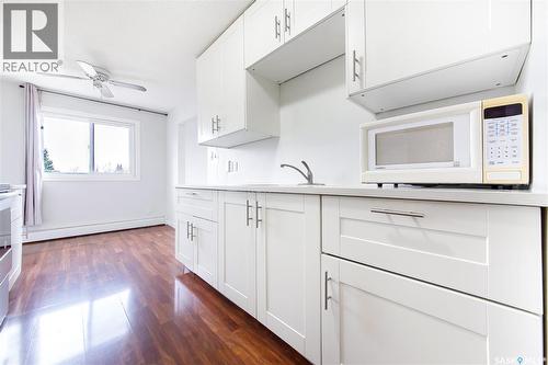 17 3625 Chaben Place, Saskatoon, SK - Indoor Photo Showing Kitchen