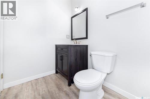 17 3625 Chaben Place, Saskatoon, SK - Indoor Photo Showing Bathroom