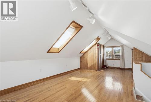 84 South Oval, Hamilton, ON - Indoor Photo Showing Other Room