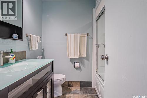 147 Frobisher Crescent, Saskatoon, SK - Indoor Photo Showing Bathroom