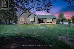 8 TUDOR CIRCLE Rideau Lakes, ON K0G 1L0