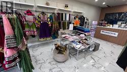12 - 3105 WINSTON CHURCHILL BOULEVARD  Mississauga, ON L5L 2V8