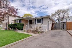 1229 OWEN COURT Oakville, ON L6H 1V2
