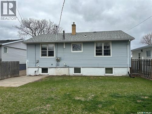 1809 2Nd Street, Estevan, SK - Outdoor