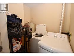 Laundry in unit - 