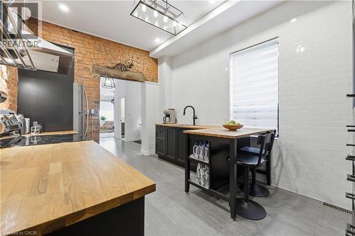 252 King Street W, Hamilton, ON - Indoor