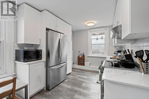 Unit 8 (3-Bed/1.5-Bath/~915sq ft) - 72 Fifth Avenue, Ottawa, ON - Indoor Photo Showing Kitchen With Stainless Steel Kitchen