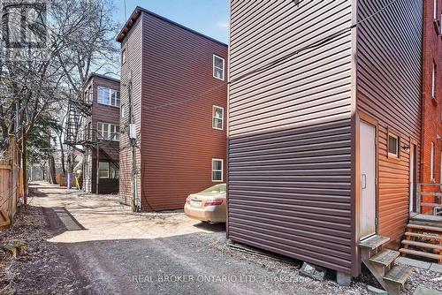 Rear lane provides easy parking access - 72 Fifth Avenue, Ottawa, ON - Outdoor