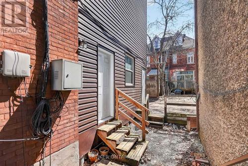 Secondary exit for unit 3 - 72 Fifth Avenue, Ottawa, ON - 