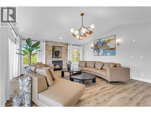 4325 Takla Road, Kelowna, BC 