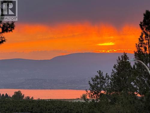 Amazing sunsets - 4325 Takla Road, Kelowna, BC 