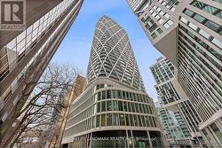 1129 - 230 SIMCOE STREET Toronto, ON M5T 0G7