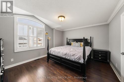 185 Regency View Heights, Vaughan, ON - Indoor Photo Showing Bedroom