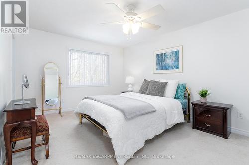 25 - 233 Duskywing Way, Oakville, ON - Indoor Photo Showing Bedroom