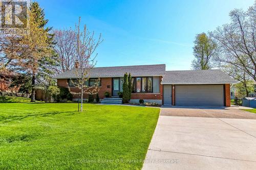 35 TANAGER DRIVE  Tillsonburg, ON N4G 1B1