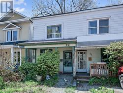 82 MURIEL AVENUE Toronto, ON M4J 2Y4