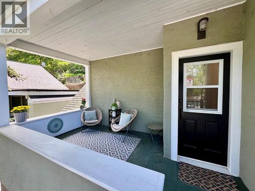 2070 Riverside Avenue, Trail, BC - Outdoor With Exterior