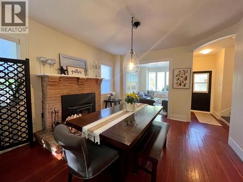 2070 Riverside Avenue, Trail, BC - Indoor With Fireplace