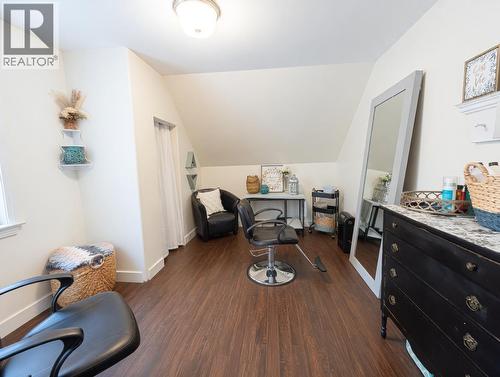 2070 Riverside Avenue, Trail, BC - Indoor