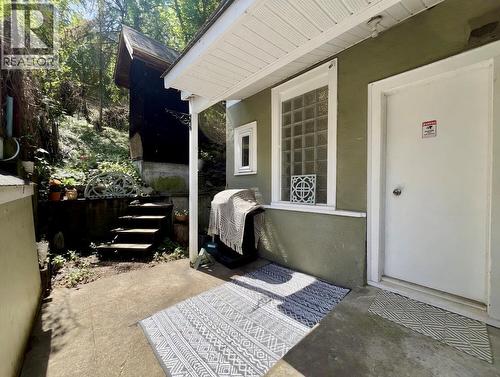 2070 Riverside Avenue, Trail, BC - Outdoor With Exterior