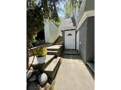 2070 Riverside Avenue, Trail, BC - Outdoor