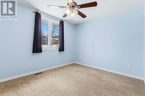 27 Foxcroft Crescent, London South (South K), ON - Indoor Photo Showing Other Room