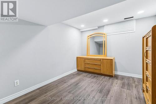 27 Foxcroft Crescent, London South (South K), ON - Indoor