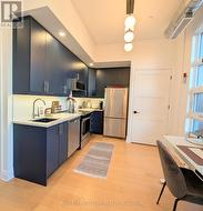 Modern Kitchen with full appliances - 