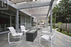 Oudoor Patio with Barbecue and Fire Pit - 