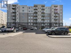 1675 BANWELL Unit# 104 Windsor, ON N8P 0G6