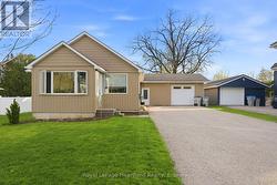 208 ONTARIO STREET Central Huron (Clinton), ON N0M 1L0