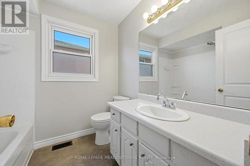 82 Maple Avenue, Halton Hills, ON - Indoor Photo Showing Bathroom