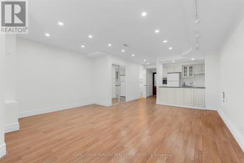 1389 Lakeshore Road, Burlington, ON - Indoor Photo Showing Other Room