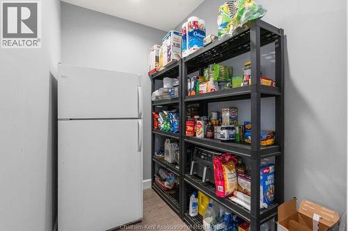 5482 Talbot Trail, Merlin, ON - Indoor