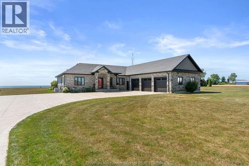 5482 Talbot Trail, Merlin, ON - Outdoor With Deck Patio Veranda