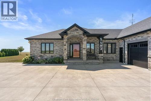 5482 Talbot Trail, Merlin, ON - Outdoor With Facade