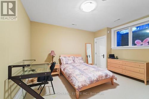 1286 Woodeden Drive, Mississauga, ON - Indoor Photo Showing Bedroom