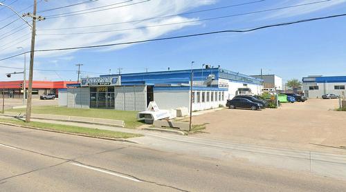 5925  99 St Nw, Edmonton, AB 