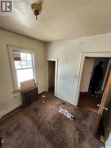 1716 Ottawa Street, Regina, SK - Indoor