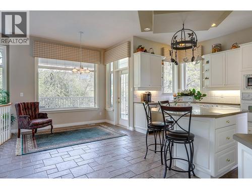 1101 Phoenix Drive, Vernon, BC - Indoor