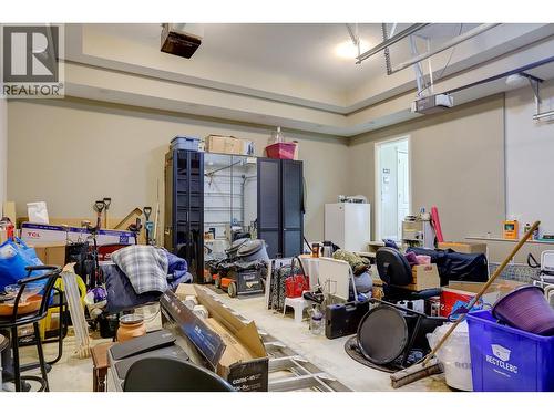 1101 Phoenix Drive, Vernon, BC - Indoor