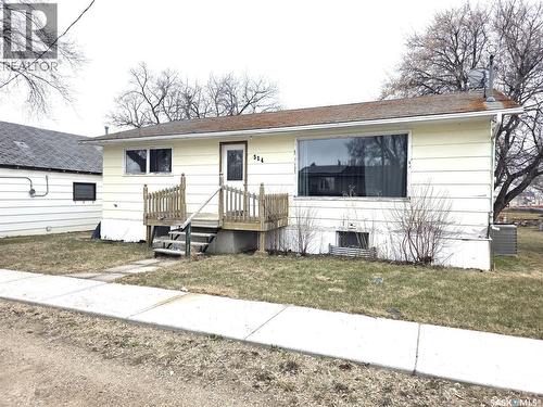314 2Nd Avenue, Young, SK - Outdoor