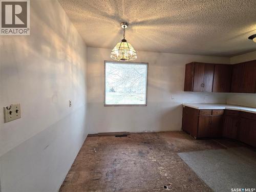 314 2Nd Avenue, Young, SK - Indoor Photo Showing Kitchen