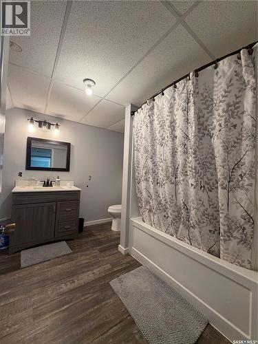 302 Aberdeen Street, Elbow, SK - Indoor Photo Showing Bathroom