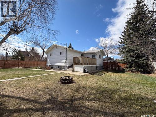 302 Aberdeen Street, Elbow, SK - Outdoor