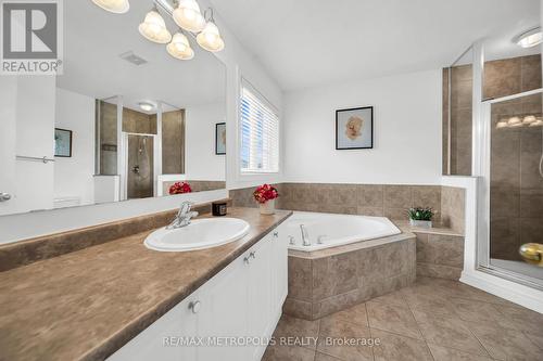4 Pc Ensuite - 5 Westhampton Way, Hamilton, ON - Indoor Photo Showing Bathroom
